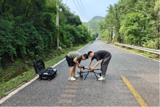 華測(cè)導(dǎo)航馳援京冀多地抗洪搶險(xiǎn)，無(wú)人船、無(wú)人機(jī)高效作業(yè)