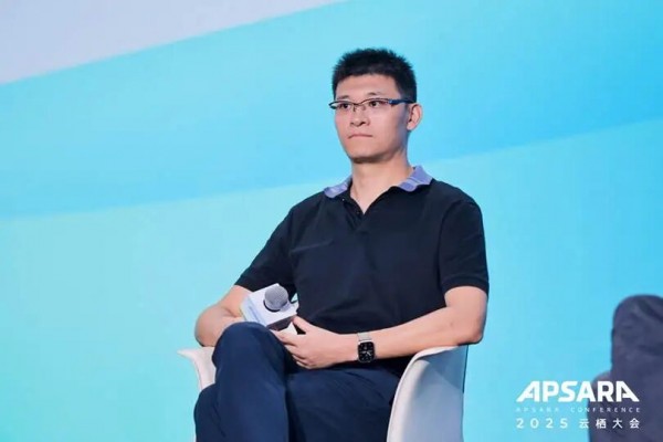 云棲大會上，感受AI汽車的