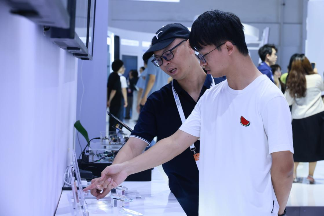國(guó)科微全系邊端AI芯片閃耀WAIC2024:加速擁抱AI與大模型