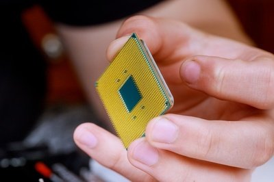 僅一年，國內(nèi)5700多家芯片企業(yè)消失！