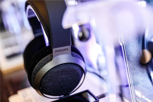 飛利浦Fidelio X3，旗艦級(jí)開(kāi)放HIFI耳機(jī)展現(xiàn)音樂(lè)細(xì)節(jié)魅力