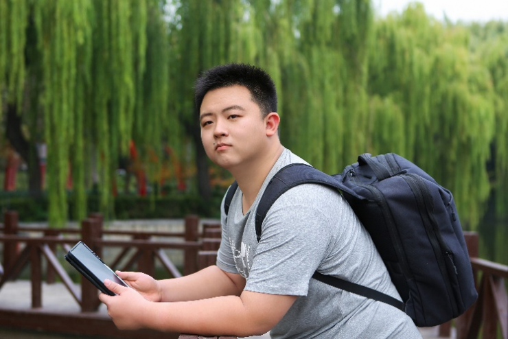相信開發(fā)的力量丨零零后大學生借助HMS能力，詮釋“理科生的獨特浪漫”