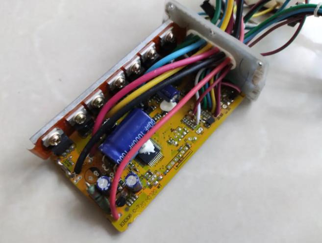 RS瑞森半導體低壓MOS在電動車控制器中的應用