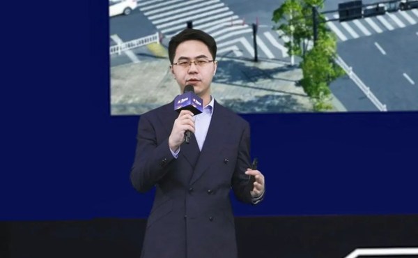 劉明發(fā)表聚力數(shù)字化轉(zhuǎn)型主題演講