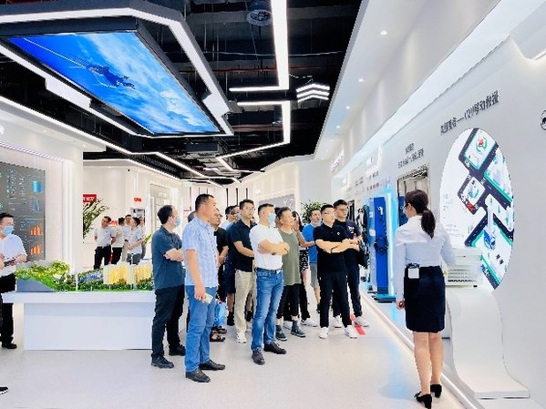 領(lǐng)創(chuàng)新賽道，充享新未來(lái) 2022領(lǐng)充首屆渠道招商會(huì)簽約火爆