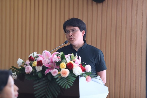 眾合云科聯(lián)合創(chuàng)始人、首席數(shù)字官胡萬軍就直播行業(yè)稅收情況做專題分享