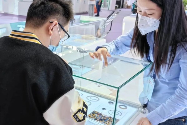 圣戈班高功能塑料亮相CACLP，助力中國體外診斷產(chǎn)業(yè)健康發(fā)展