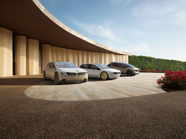 寶馬新世代概念車、BMW Dee數(shù)字概念車、BMW i循環(huán)概念車