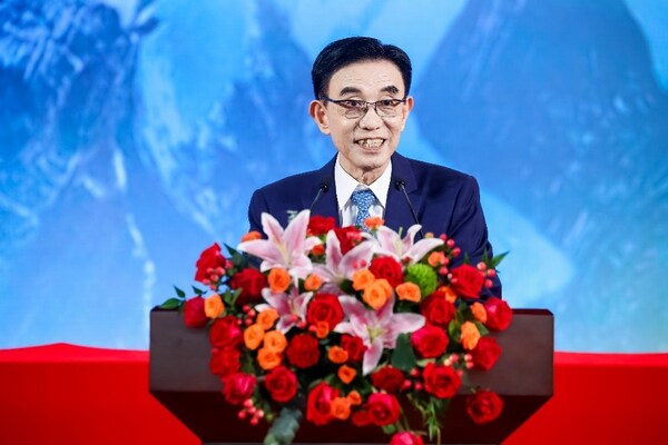 中微公司董事長(zhǎng)、總經(jīng)理尹志堯博士致辭