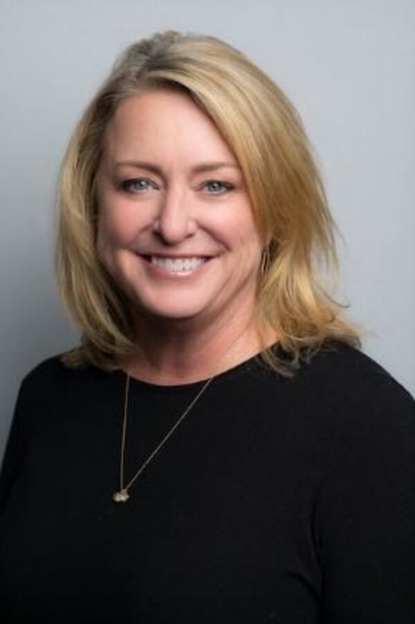 亞馬遜云科技培訓(xùn)與認(rèn)證副總裁Maureen Lonergan