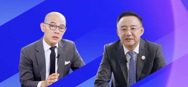 左：IBM咨詢大中華區(qū)及韓國(guó)總裁陳科典；右：一汽-大眾汽車有限公司管理服務(wù)部總監(jiān)竇恒言