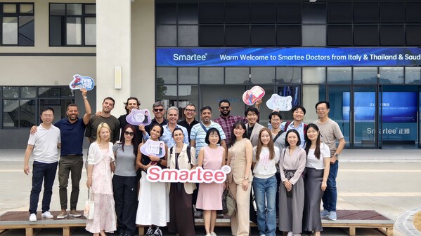 海外正畸專家到訪正雅，深度研討頜位重建技術(shù)